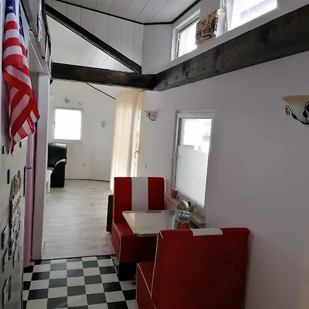 Casa Lira Baumberge * בילרבק